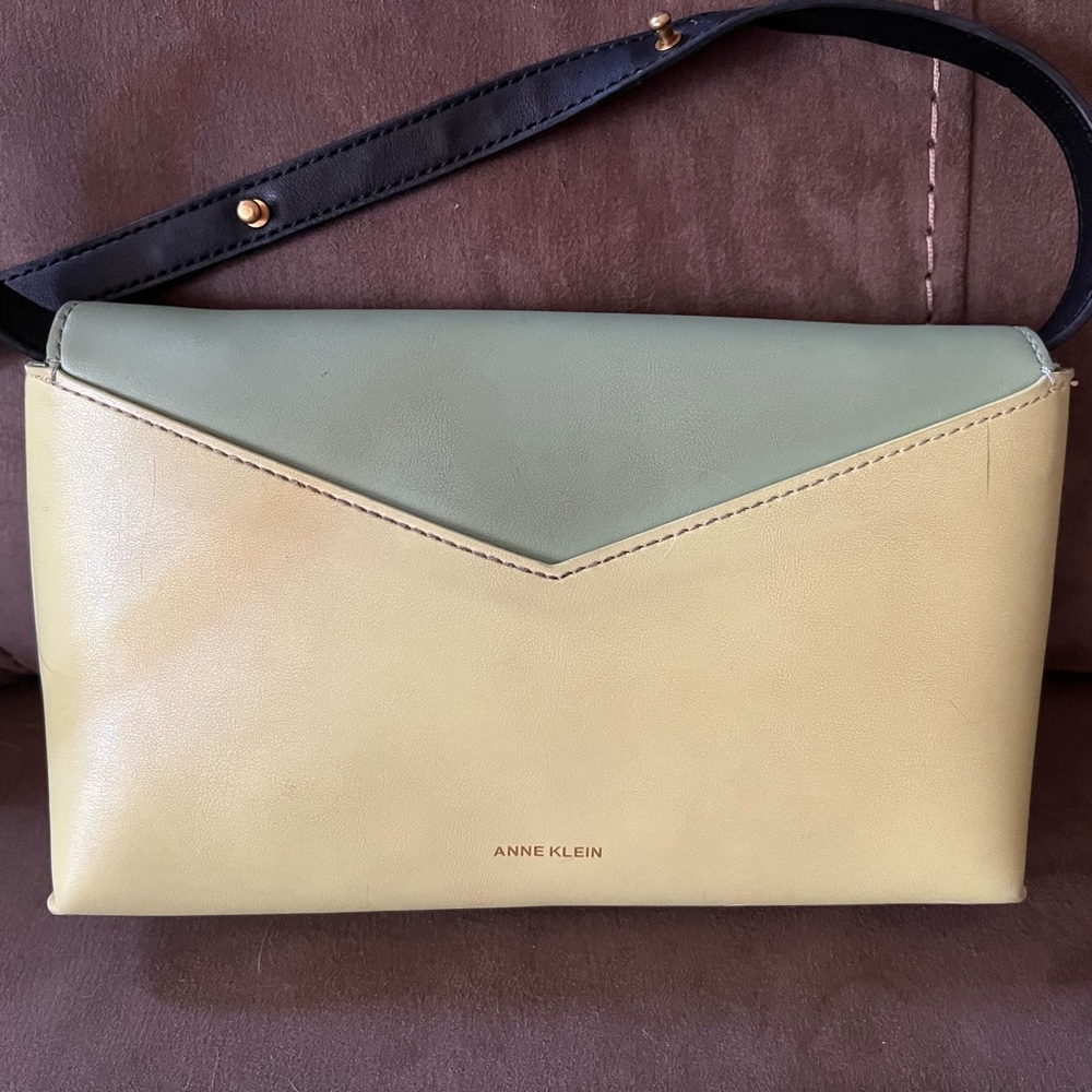 Shoulder Bag - Picture 3 of 3